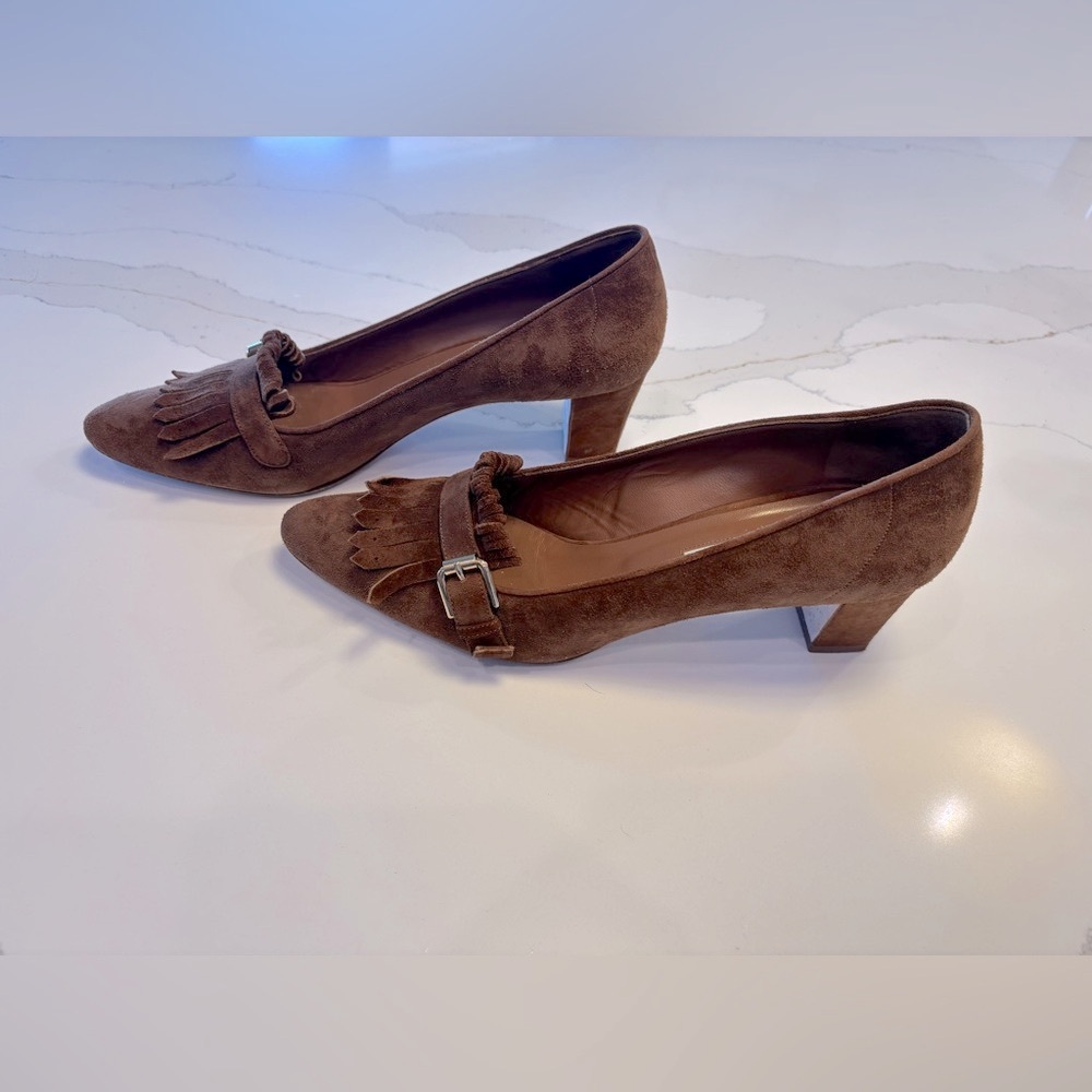 Manolo Blahnik Suede Loafers (W) Size 41